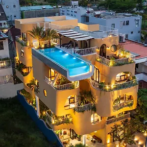 https://saha-casa-boutique.hotelsofhoian.com