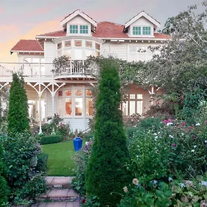 https://dyers-house.top-hotels-christchurch.com
